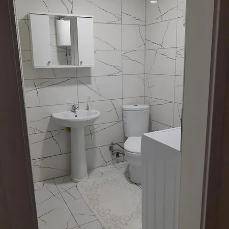 Lägenhet Luxsary In Skopje